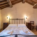 Il Colombaio * Corgna